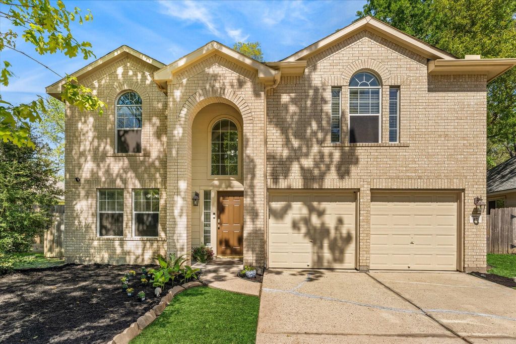 42 Bowie Bend Court, The Woodlands, TX 77385