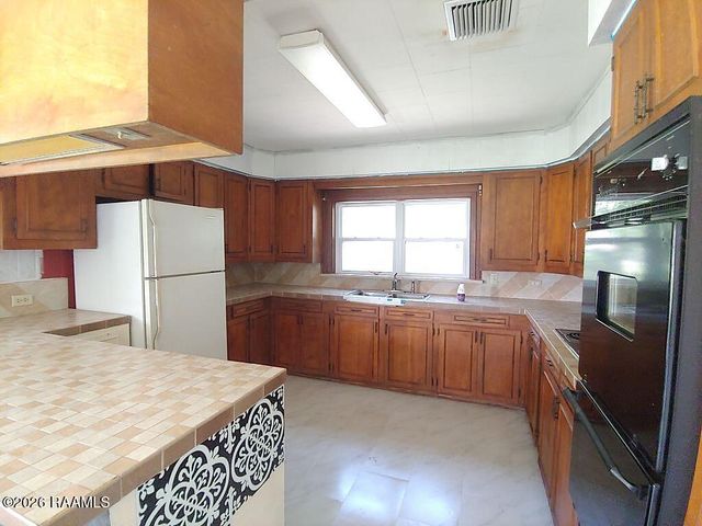 114 Decuir Street, New Iberia, LA 70560