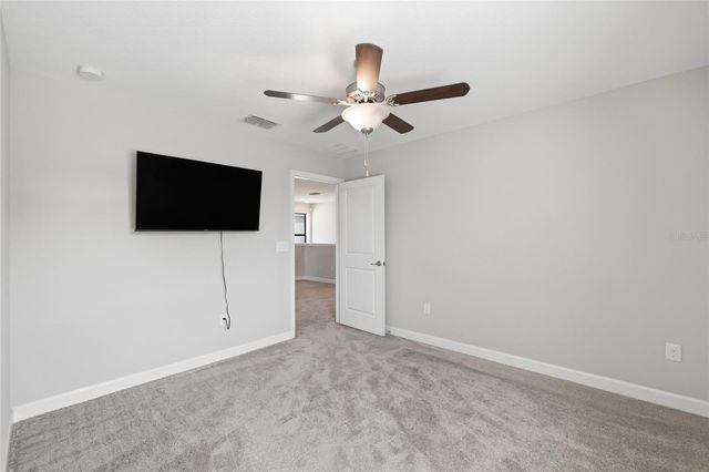 9731 IVORY DR, Ruskin, FL 33573