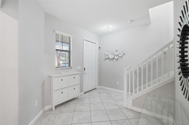 9731 IVORY DR, Ruskin, FL 33573