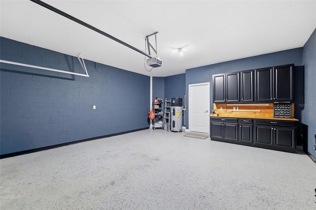 9731 IVORY DR, Ruskin, FL 33573