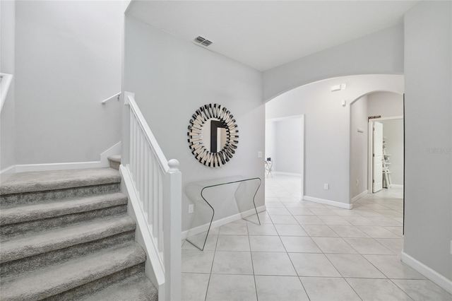 9731 IVORY DR, Ruskin, FL 33573