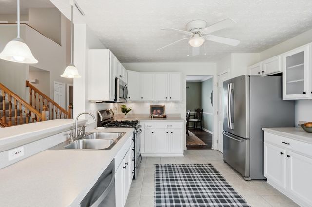 6043 Congressional Drive, Westerville, OH 43082