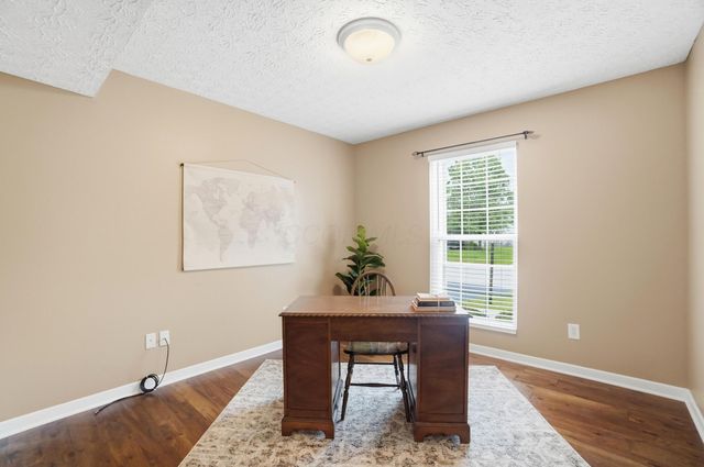 6043 Congressional Drive, Westerville, OH 43082