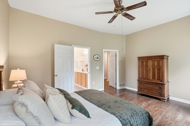 6043 Congressional Drive, Westerville, OH 43082