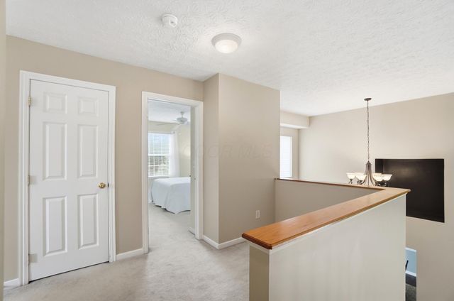 6043 Congressional Drive, Westerville, OH 43082