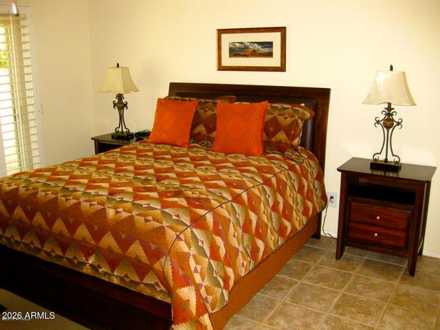 26621 S Lakemont Drive, Sun Lakes, AZ 85248