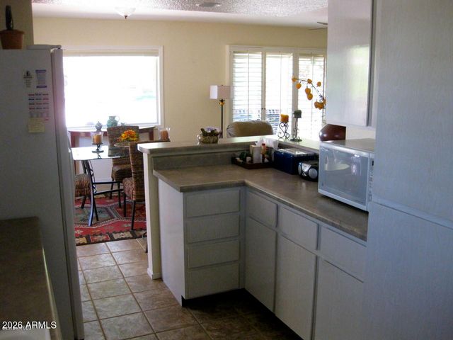 26621 S Lakemont Drive, Sun Lakes, AZ 85248