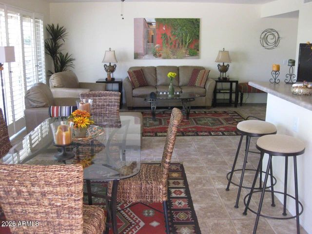 26621 S Lakemont Drive, Sun Lakes, AZ 85248