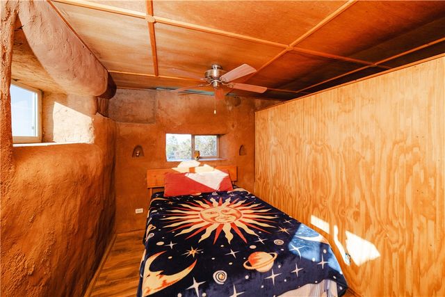 19816 S Gold Mine Road, Yucca, AZ 86438