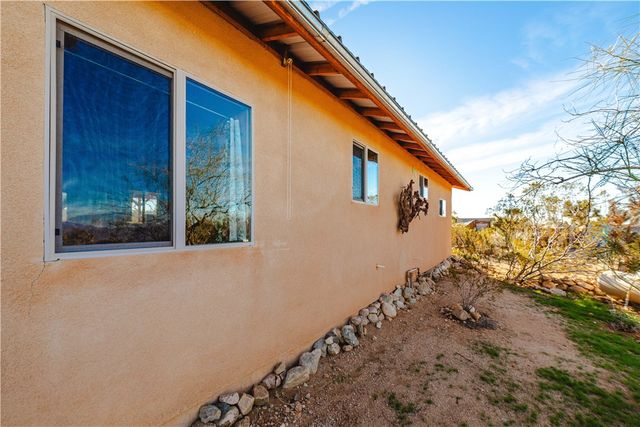19816 S Gold Mine Road, Yucca, AZ 86438