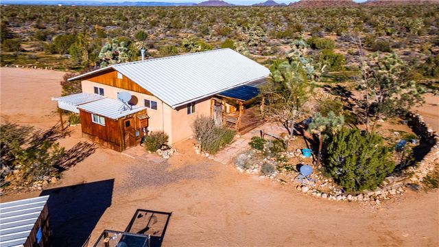 19816 S Gold Mine Road, Yucca, AZ 86438