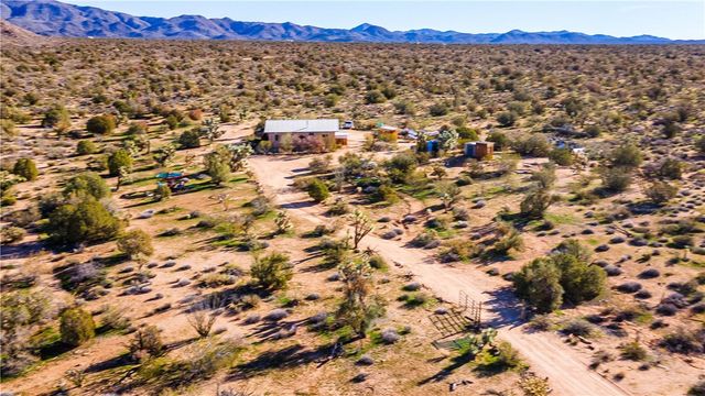 19816 S Gold Mine Road, Yucca, AZ 86438