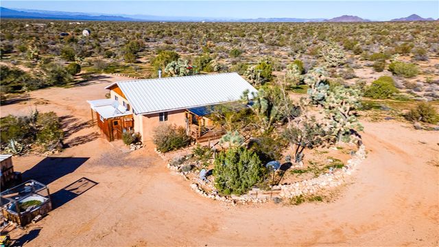 19816 S Gold Mine Road, Yucca, AZ 86438