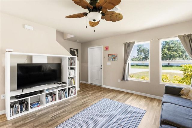 2737 E PRICE BOULEVARD, North Port, FL 34288