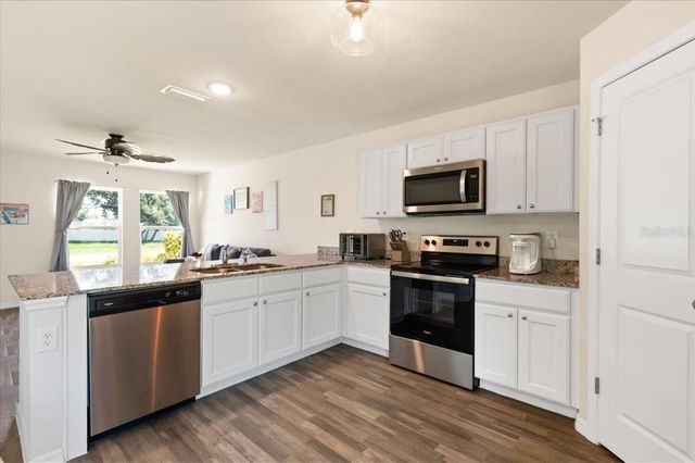 2737 E PRICE BOULEVARD, North Port, FL 34288