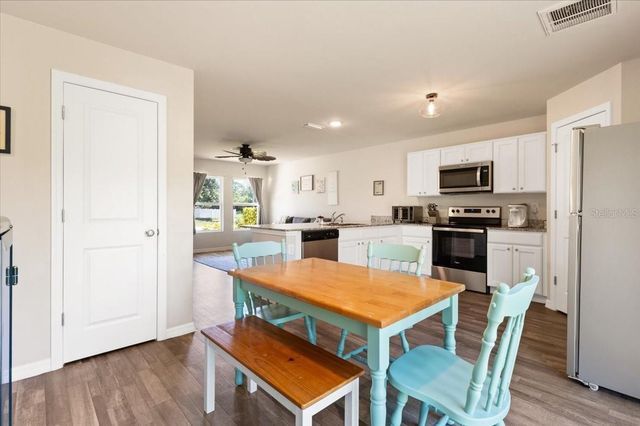 2737 E PRICE BOULEVARD, North Port, FL 34288