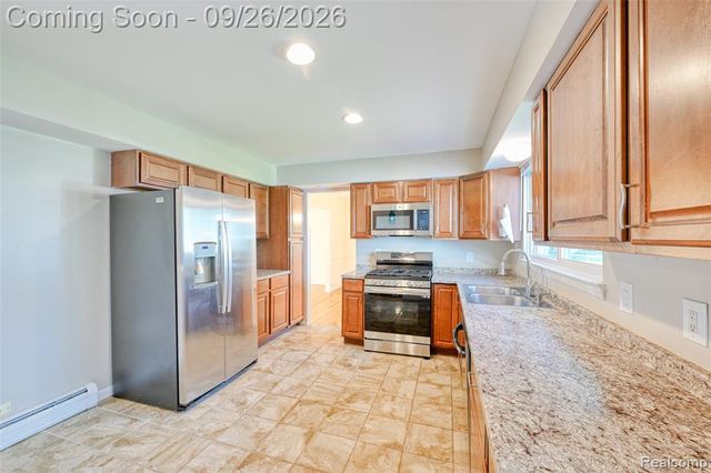 14377 Cranston Street, Livonia, MI 48154