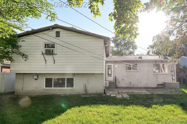 14377 Cranston Street, Livonia, MI 48154