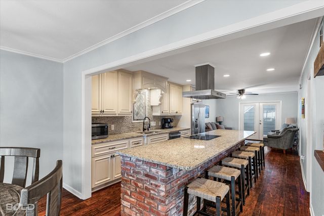 1812 Willow Point Drive, Shreveport, LA 71119