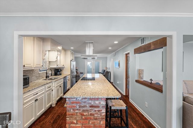 1812 Willow Point Drive, Shreveport, LA 71119