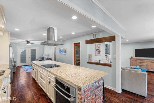 1812 Willow Point Drive, Shreveport, LA 71119