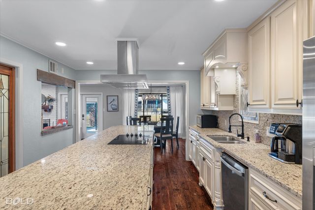 1812 Willow Point Drive, Shreveport, LA 71119