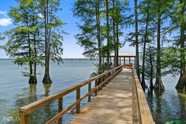 1812 Willow Point Drive, Shreveport, LA 71119