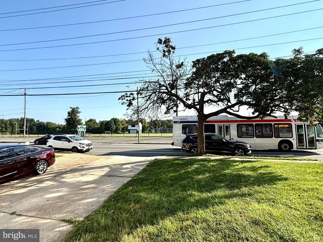 1413 SOUTHAMPTON RD, Philadelphia, PA 19116