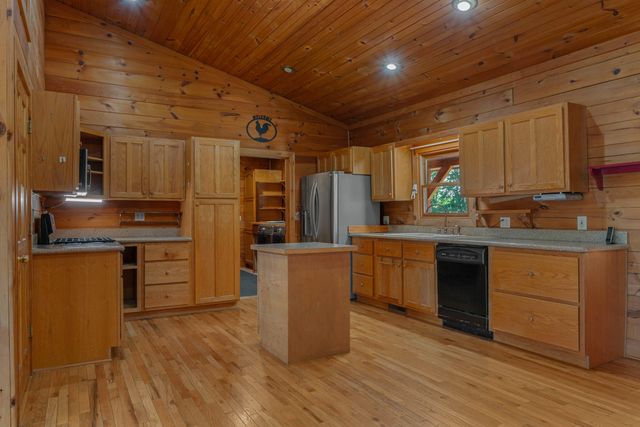7470 Moreland Road, Moscow Twp, MI 49250