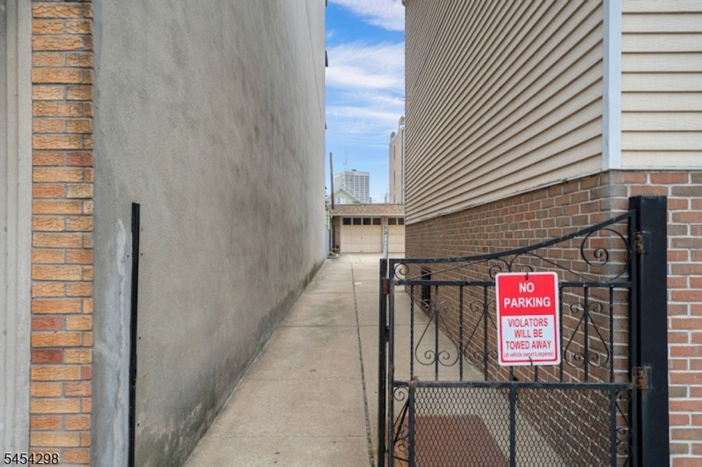 57 Madison St, Newark City, NJ 07105 — photo 2