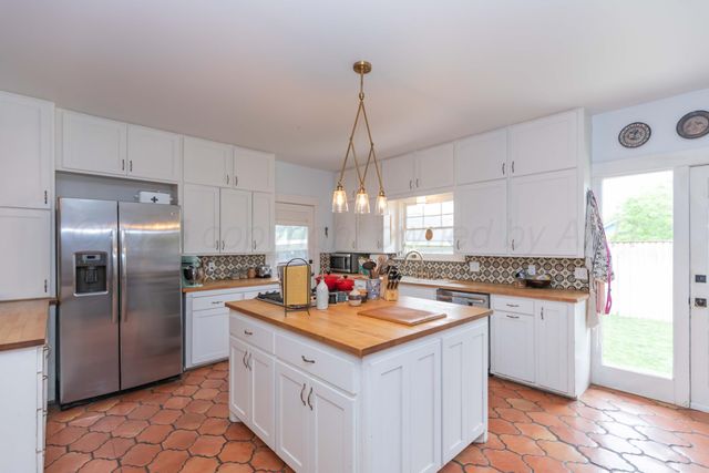 1611 S Van Buren Street, Amarillo, TX 79102