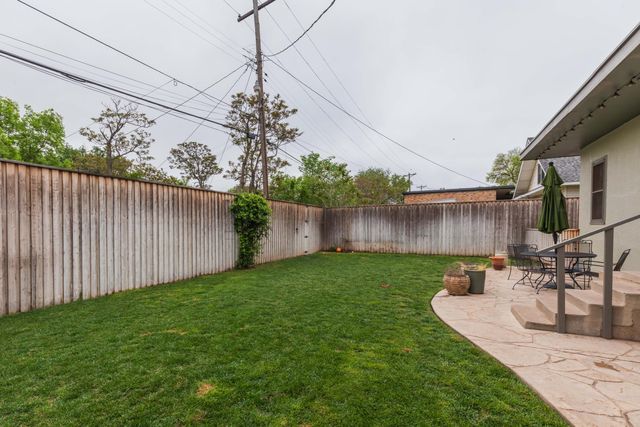 1611 S Van Buren Street, Amarillo, TX 79102