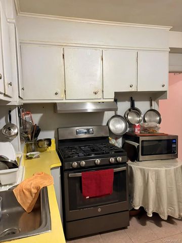 17 3rd Street, New Rochelle, NY 10801