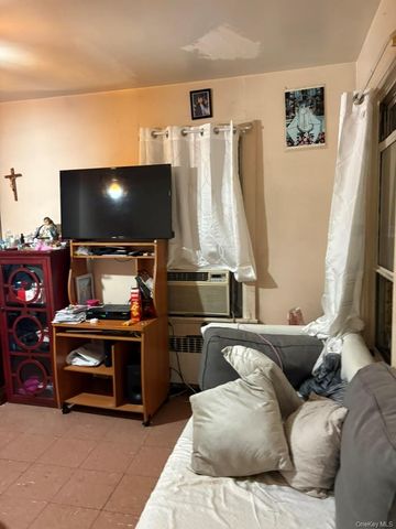 17 3rd Street, New Rochelle, NY 10801