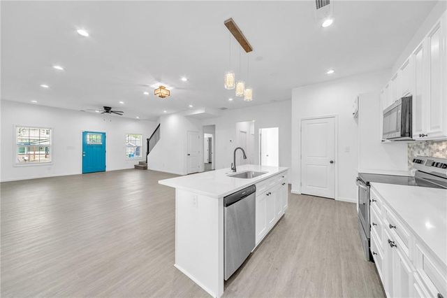 1136 Oak Knoll Terrace SE, Atlanta, GA 30315