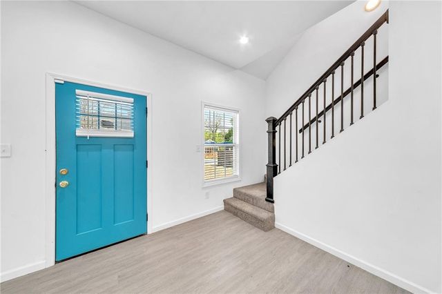 1136 Oak Knoll Terrace SE, Atlanta, GA 30315
