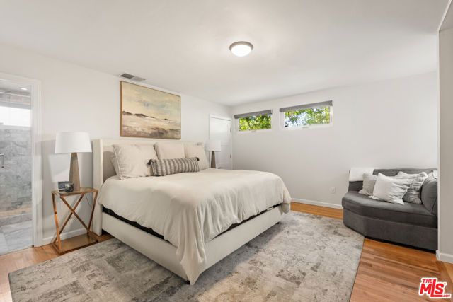 5981 W 74th Street, Los Angeles, CA 90045