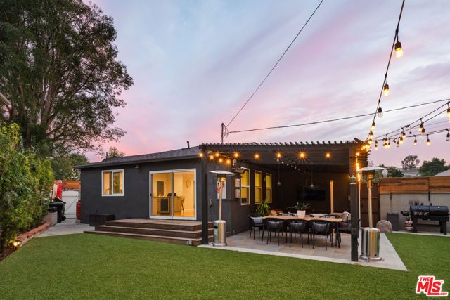 5981 W 74th Street, Los Angeles, CA 90045