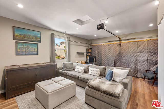 5981 W 74th Street, Los Angeles, CA 90045