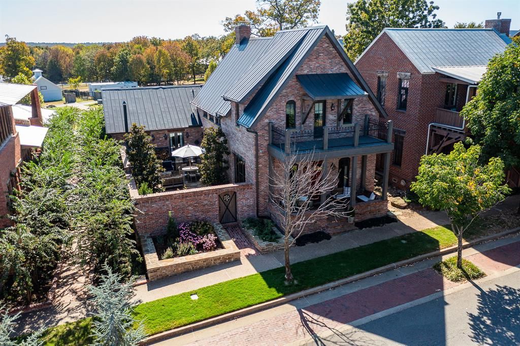 38 Park Street, Carlton Landing, OK 74432