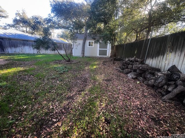 1438 Plumeria St, San Antonio, TX 78232