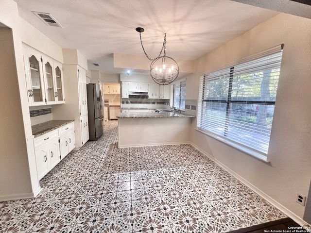 1438 Plumeria St, San Antonio, TX 78232