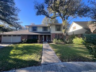 1438 Plumeria St, San Antonio, TX 78232