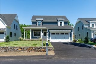 15 Cora Street, East Greenwich, RI 02818