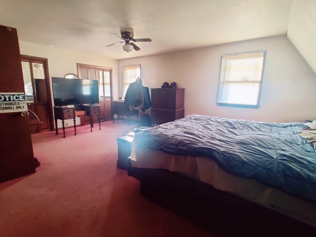 32 Morton Ave, Dartmouth, MA 02747