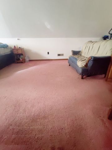 32 Morton Ave, Dartmouth, MA 02747