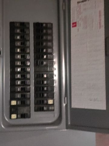 32 Morton Ave, Dartmouth, MA 02747