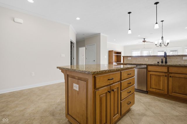 5115 Sanibel Drive, Columbus, IN 47203