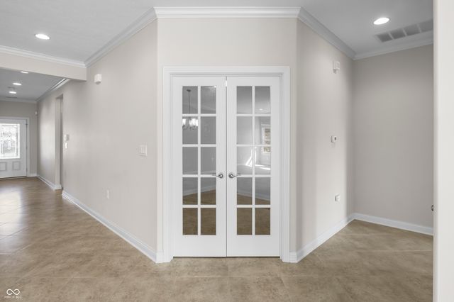 5115 Sanibel Drive, Columbus, IN 47203